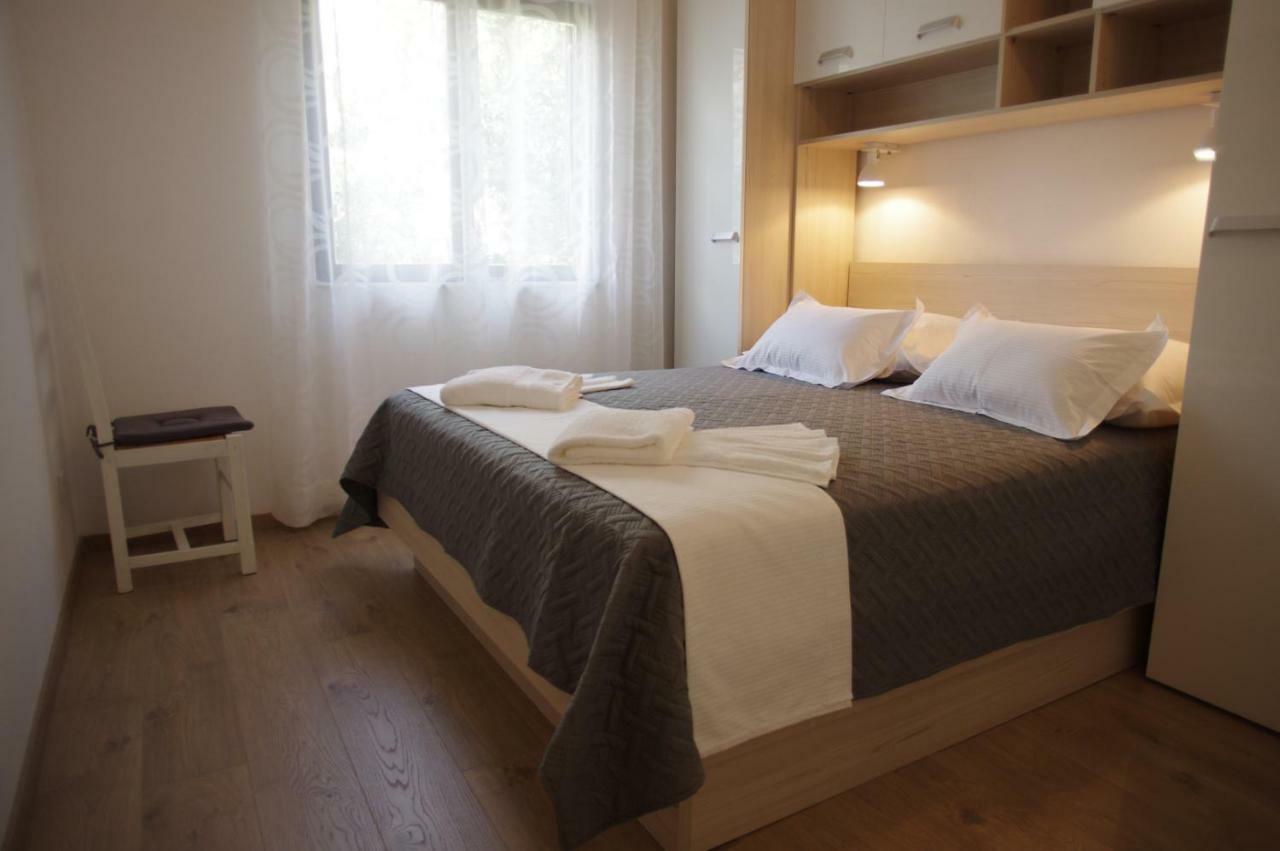 Apartments Sonja Подгора Екстер'єр фото