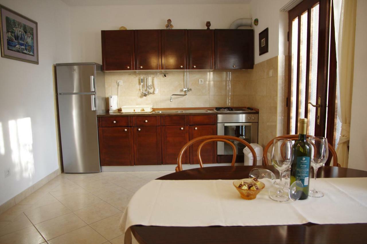 Apartments Sonja Подгора Екстер'єр фото
